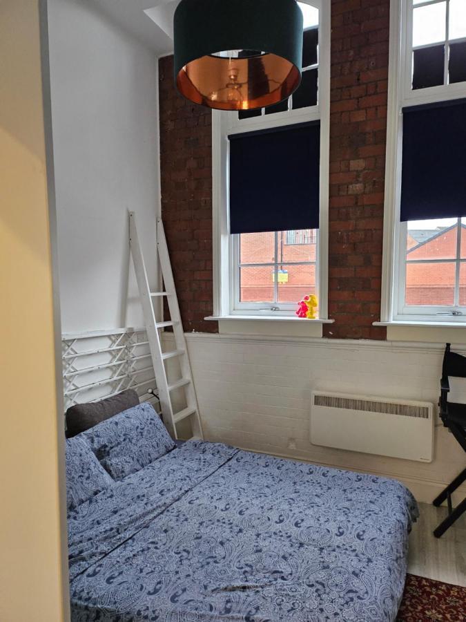 Characteristic Loft Style Apartment Birmingham Esterno foto