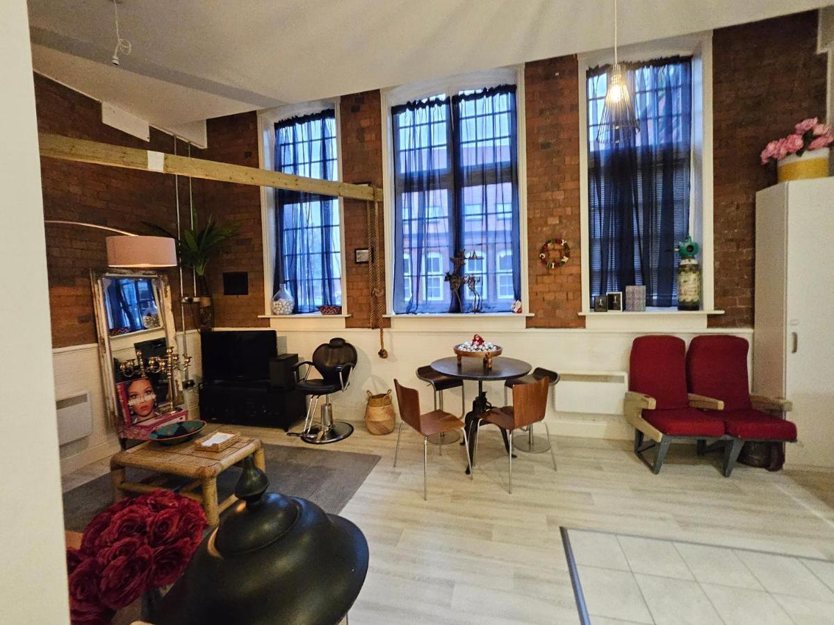 Characteristic Loft Style Apartment Birmingham Esterno foto